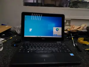 Laptop Dell Latitude 11 3190 4GB Intel Celeron SSD 32GB