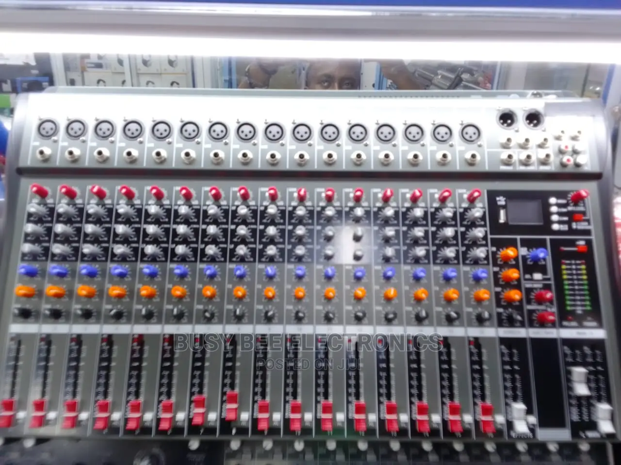 16ch Powered Mixer