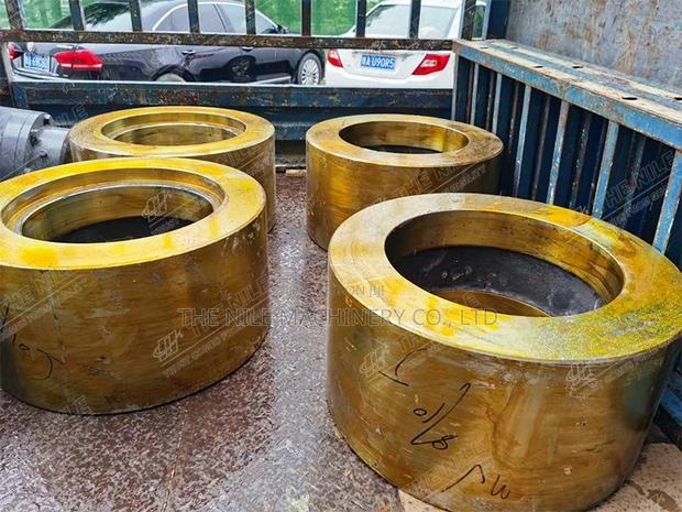 Smooth Rollers for Double Roller Crusher 2PG610X400 - main view