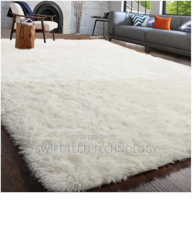 Fluffy Carpet White