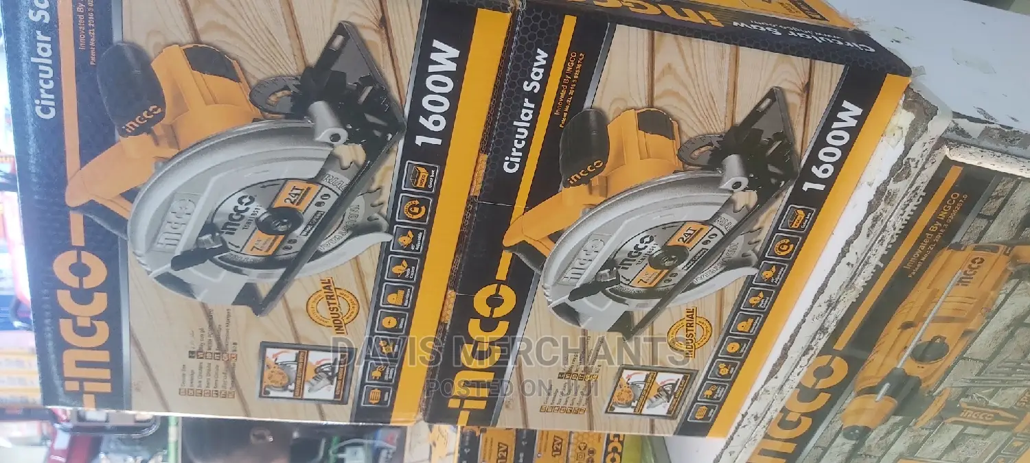 Circular Saw Machine