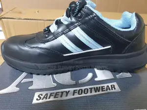 Safety Shoes (Unique Low Cut Safety Boots)