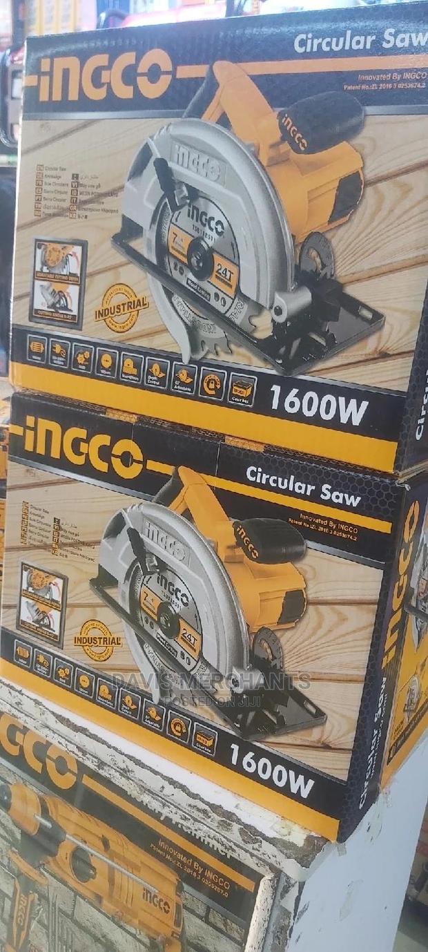 Circular Saw 1600w With Blade