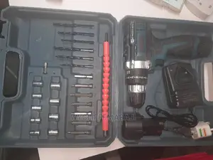 Heavy Duty 12V Bosch Rechargeable Drill With Bits