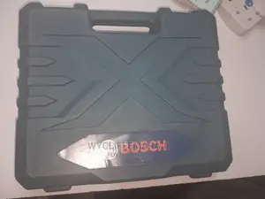 Heavy Duty 12V Bosch Rechargeable Drill With Bits