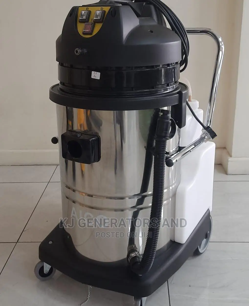 LC -20sc Aico Japan Carpet Cleaner.