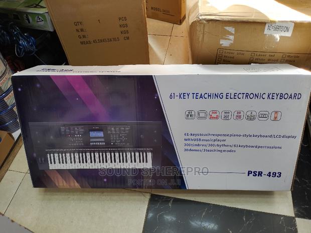 PSR-493 61 Keys Electronic Keyboard