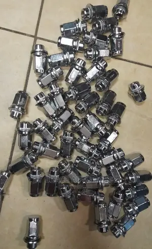 Wheel Studs Nuts