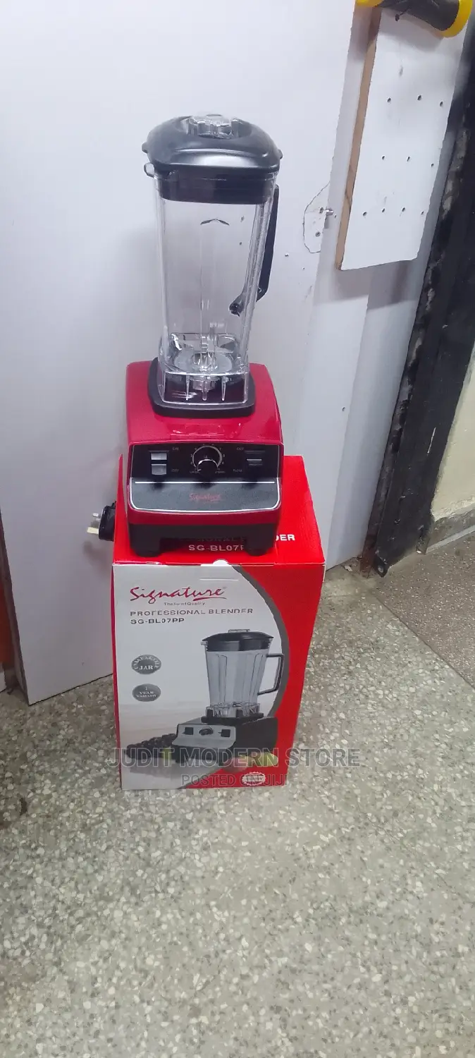 Signature Professional Blender