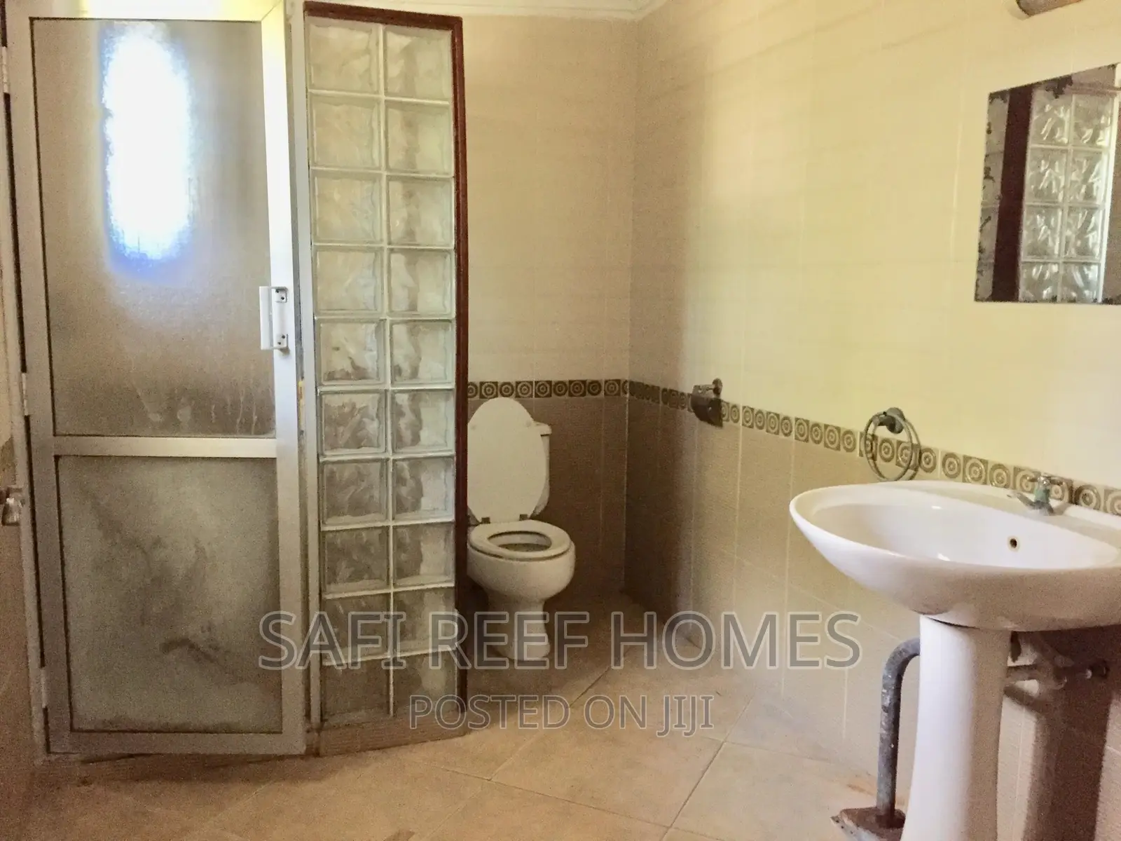 4bdrm Bungalow in Nyali for rent