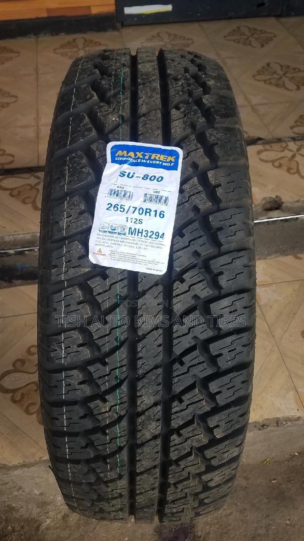 265/70r16 Maxtrek Tire