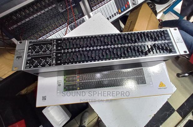 Behringer Ultra Graph Equalizer FBQ3102 - main view