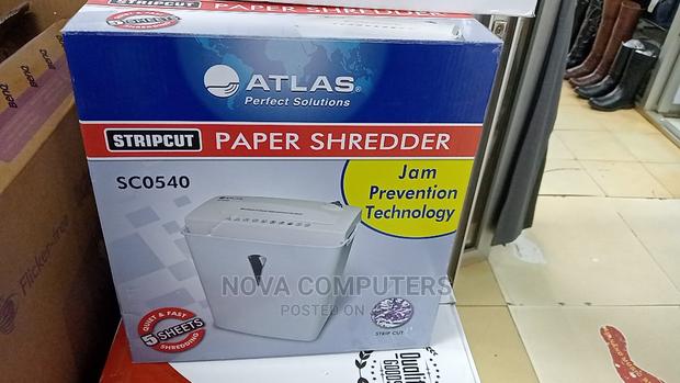 5 Sheet Straight Cut Shredder - thumbnail 3