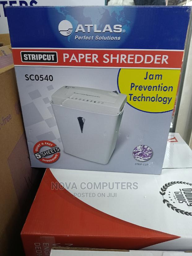 5 Sheet Straight Cut Shredder - main view