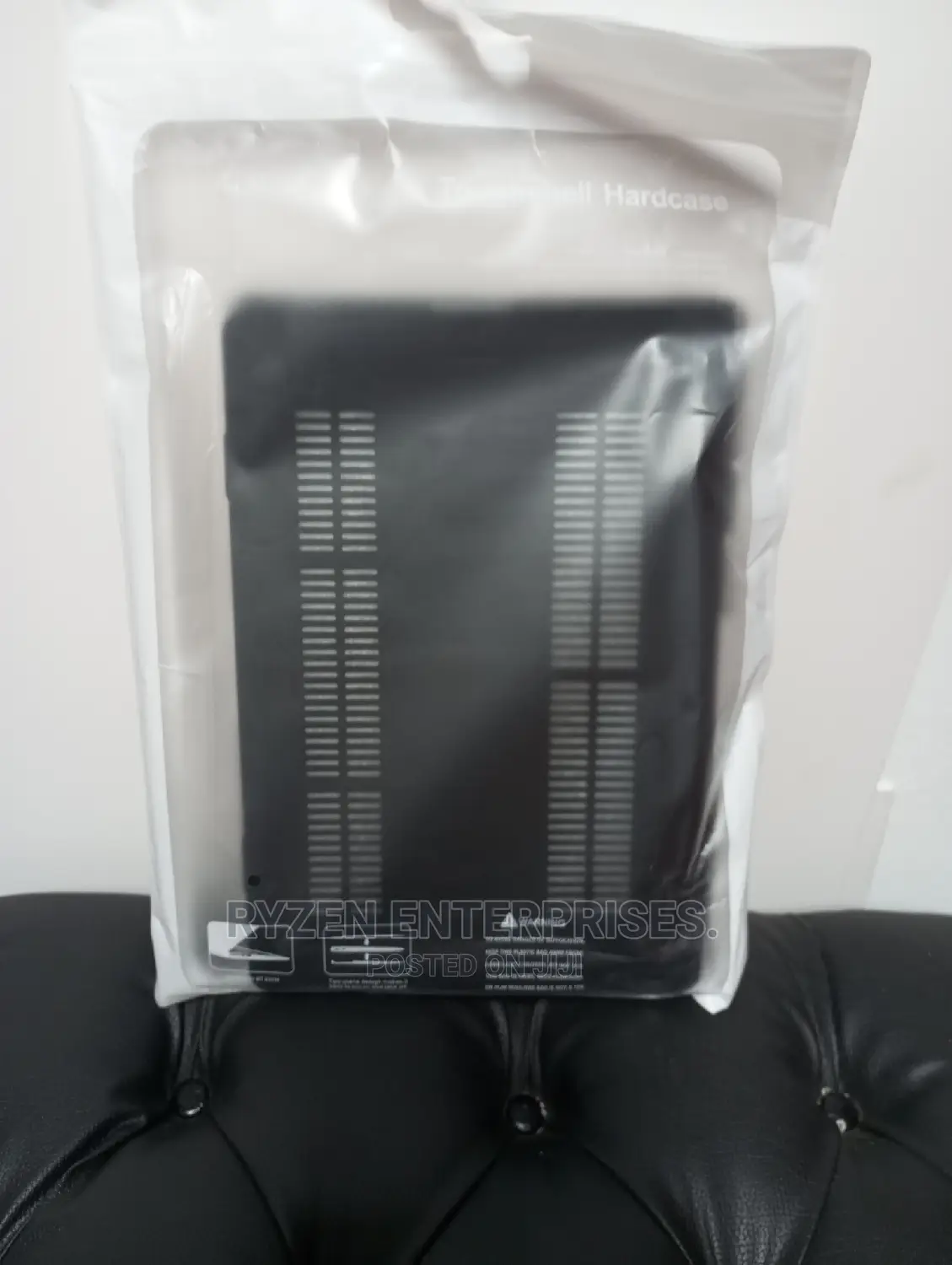 1502A Macbook Cover