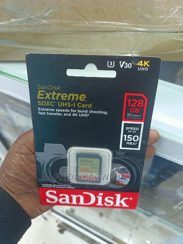 Camera Memory Card - thumbnail 2