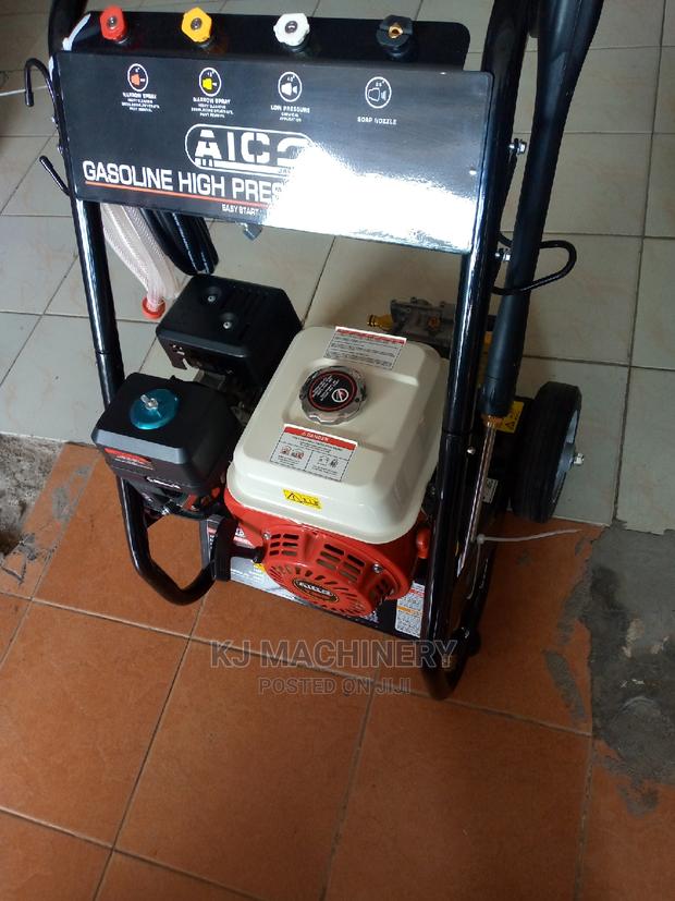 Gasoline Pressure Washer - thumbnail 2