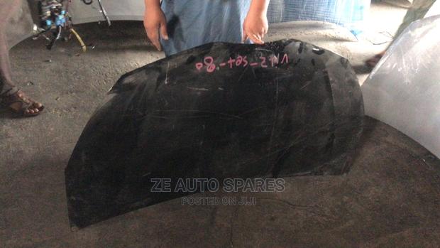 Vitz 2008 Bonnet