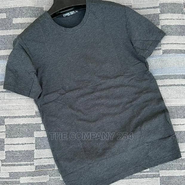 Top Quality Designer Fabric Plain T.Shirts