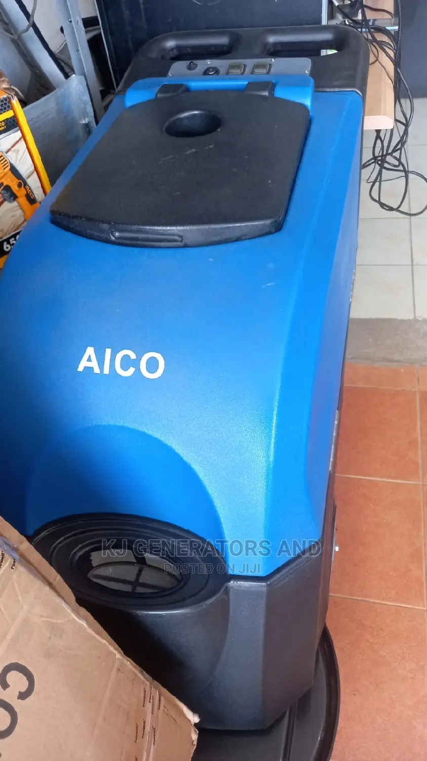Commercial Carpet Cleaning Machine