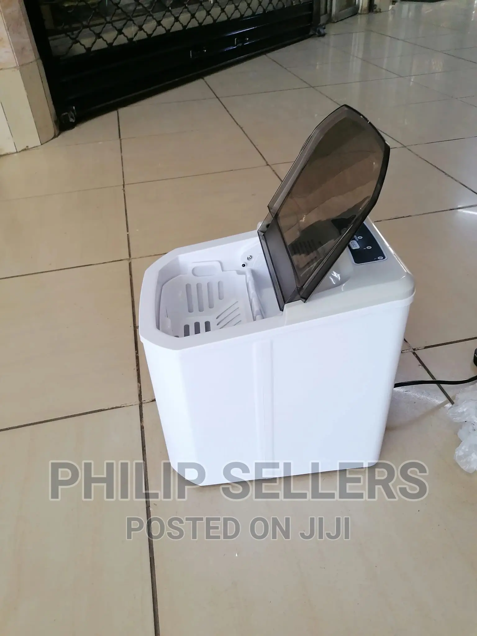 Ice Makers Available