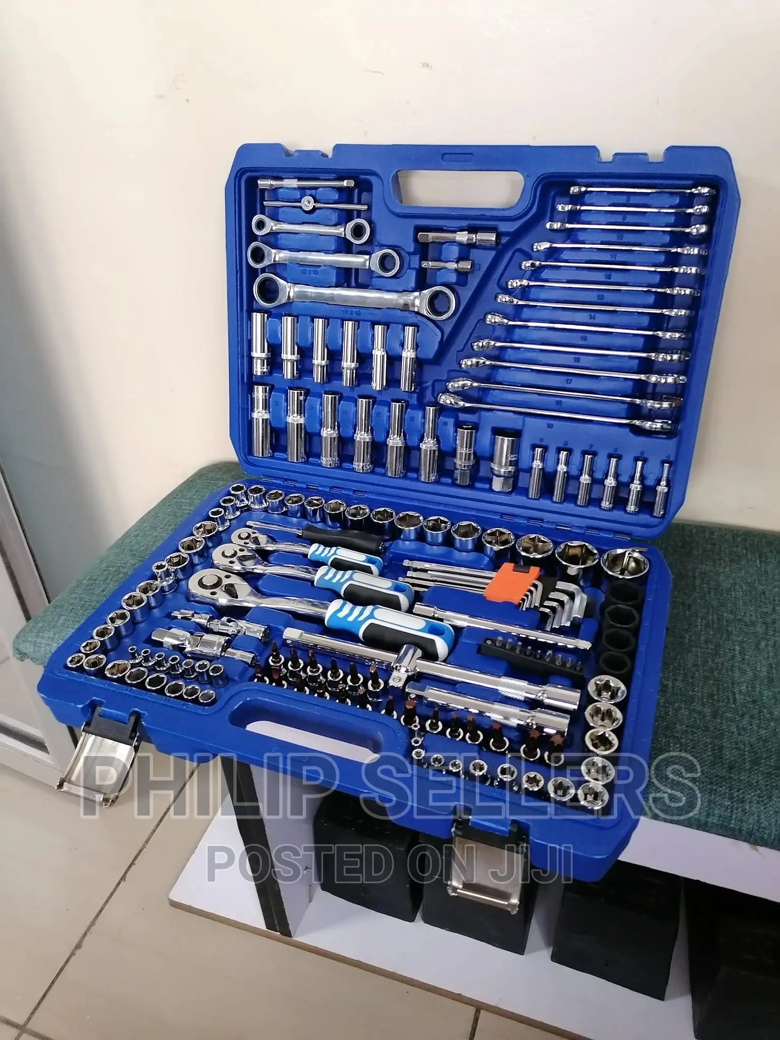 150pcs in Total Chrome Vanadium Steel