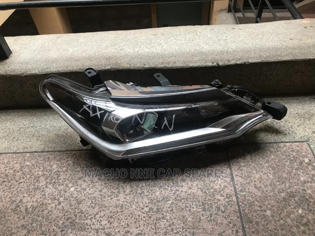 Toyota Fielder 165 Xenon Headlight