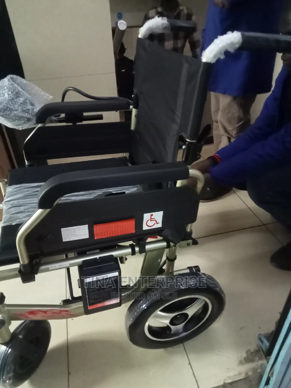 Electric Wheelchair