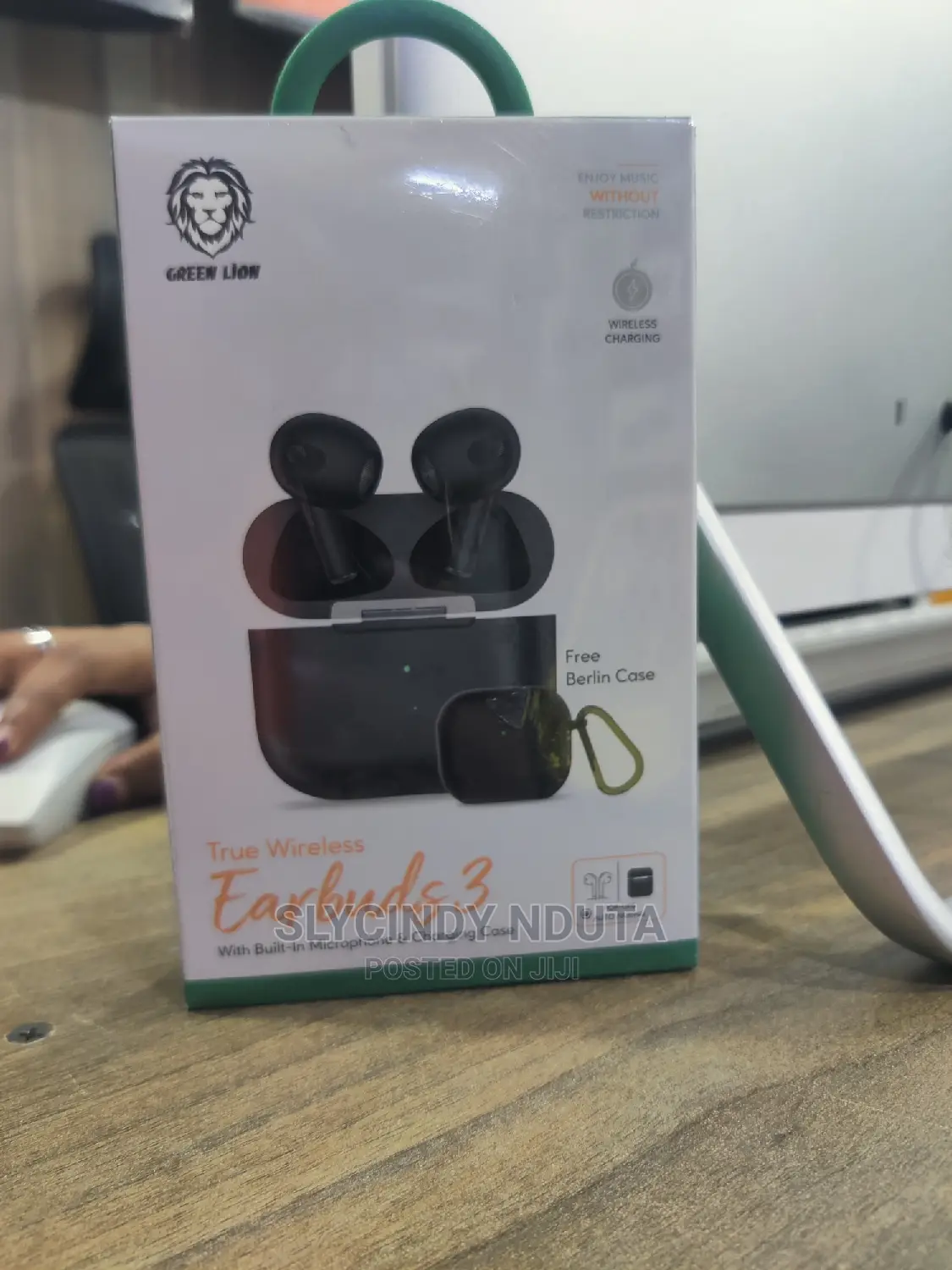 Green Lion Earbuds 3