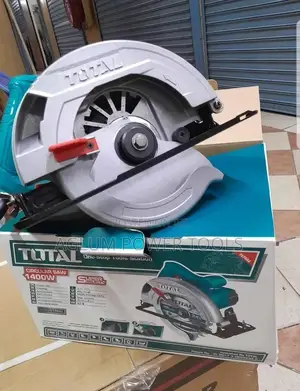 Total Circular Saw 1400W 185mm