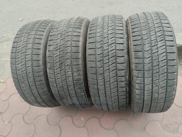 215/45r18 Bridgestone - thumbnail 4