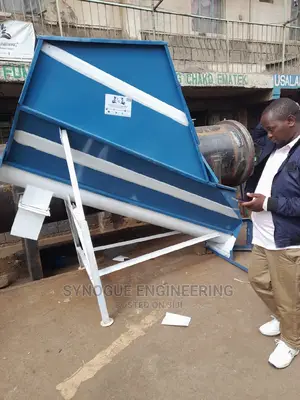 Animal Feed Mixers(Engine/Electric Enabled)