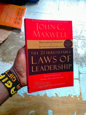 The 21 Irrefutable Laws of Leadership Book by John C. Maxwel