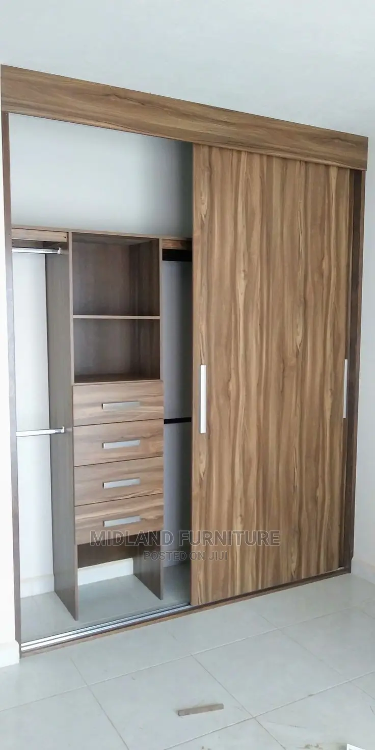 Kitchen/ Wardrobe Installation / Kitchen Cabinet
