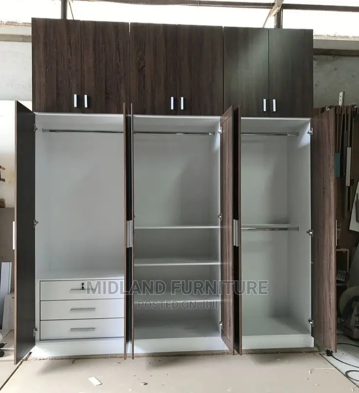 Kitchen/ Wardrobe Installation / Kitchen Cabinet