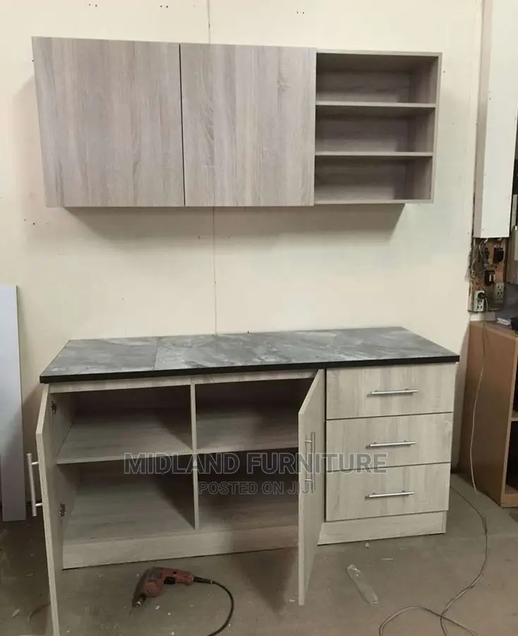 Kitchen/ Wardrobe Installation / Kitchen Cabinet