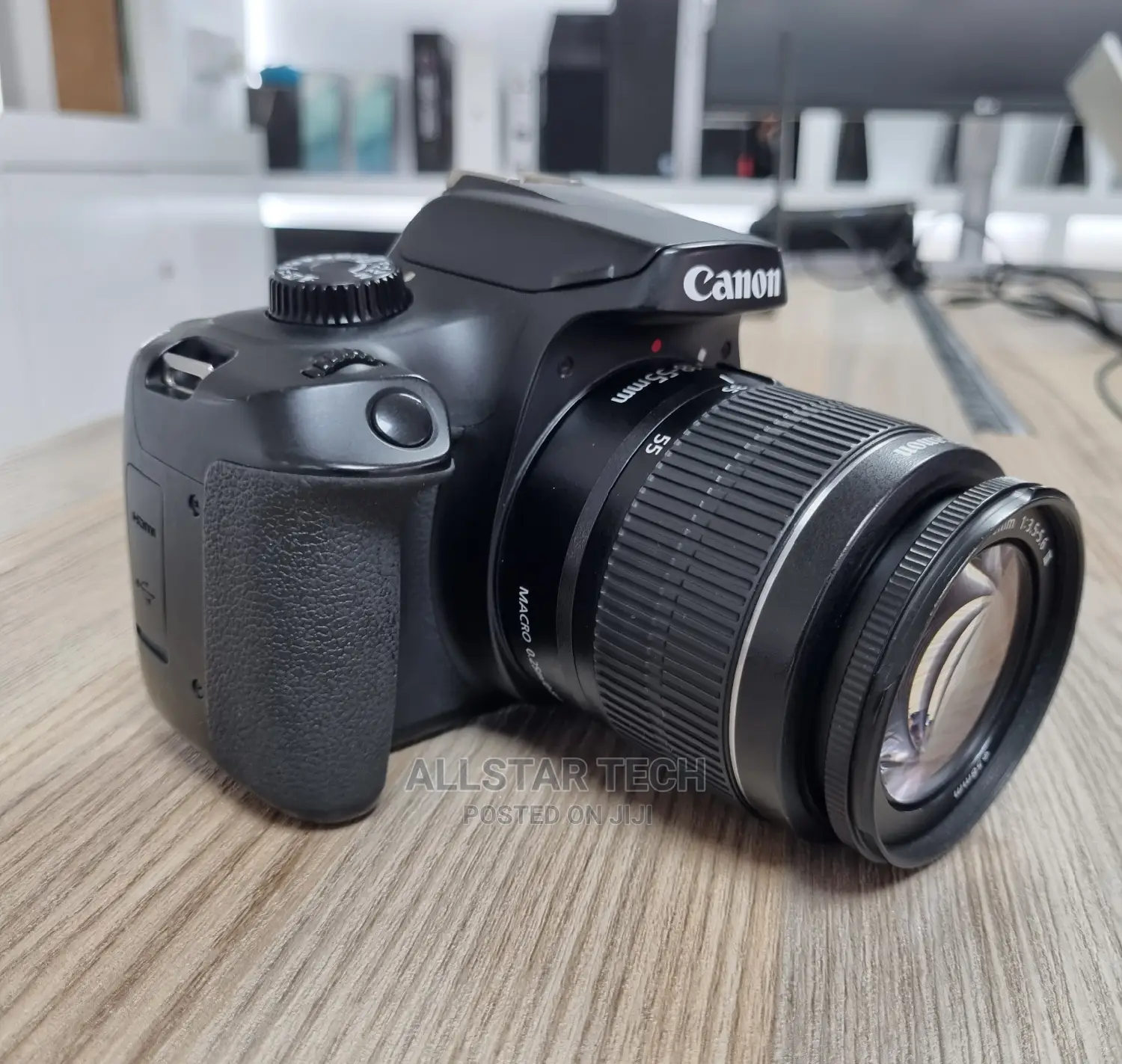 Canon EOS 4000D