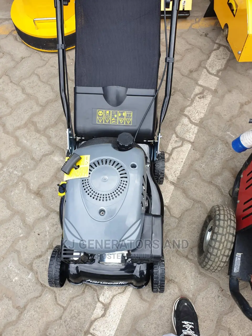 Hanseatic Lawnmower 3hp