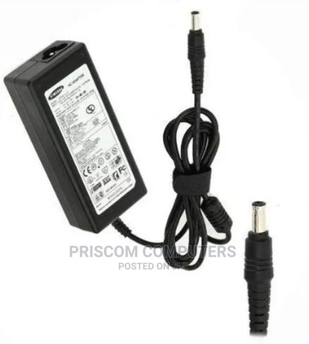 Samsung NP530U3B, NP530U3C, NP540U3C Charger Adapter