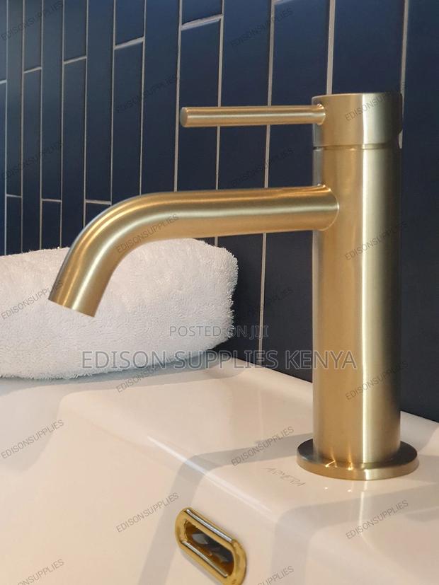 Pillar Taps - main view