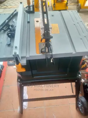Table Saw 1800W Handyline