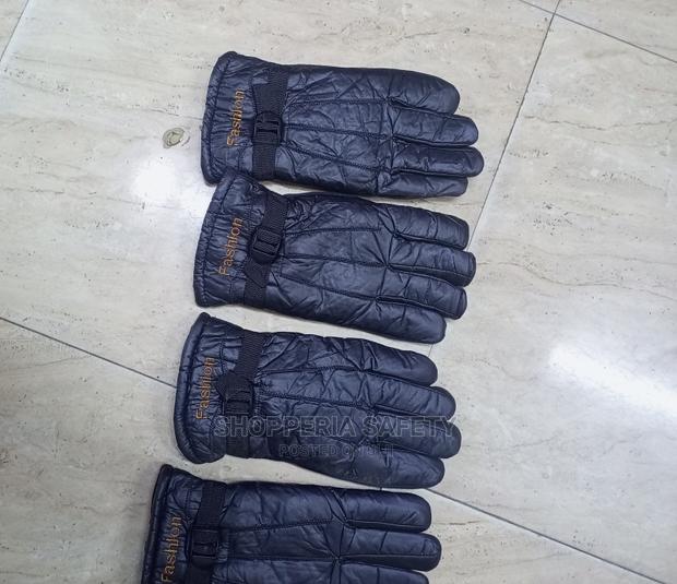 Gloves Riders - main view