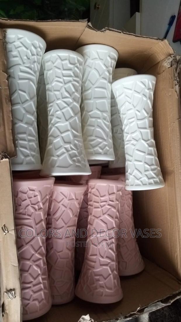 Plastic Wholesale Vases - thumbnail 3