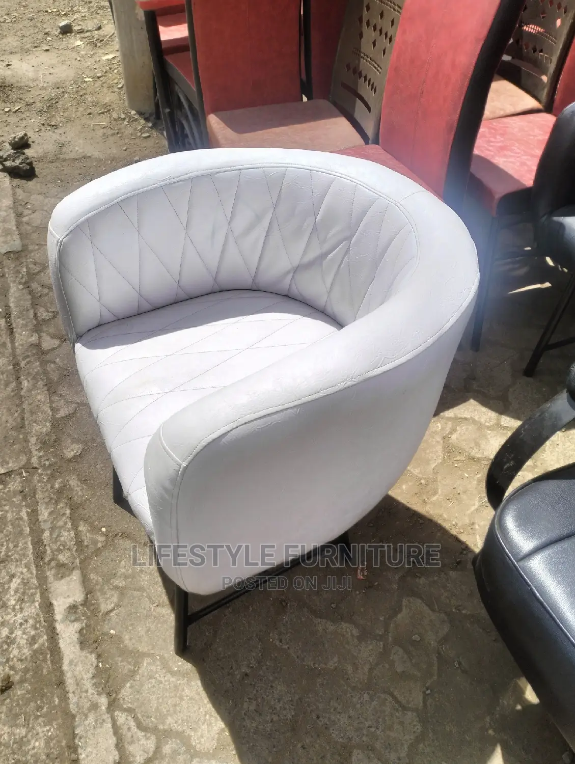 Curved Styling Chair. White