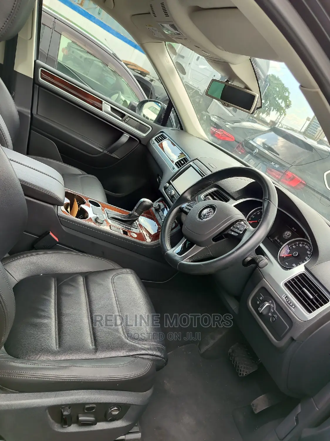 Volkswagen Touareg 2016 Black