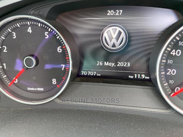 Volkswagen Touareg 2016 Black - thumbnail 6