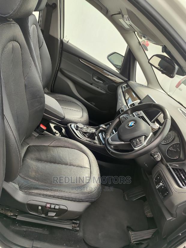 BMW 218i 2016 White - thumbnail 5