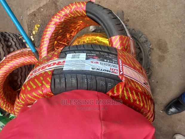 Tyre Size 255/35r19 Roadx - main view