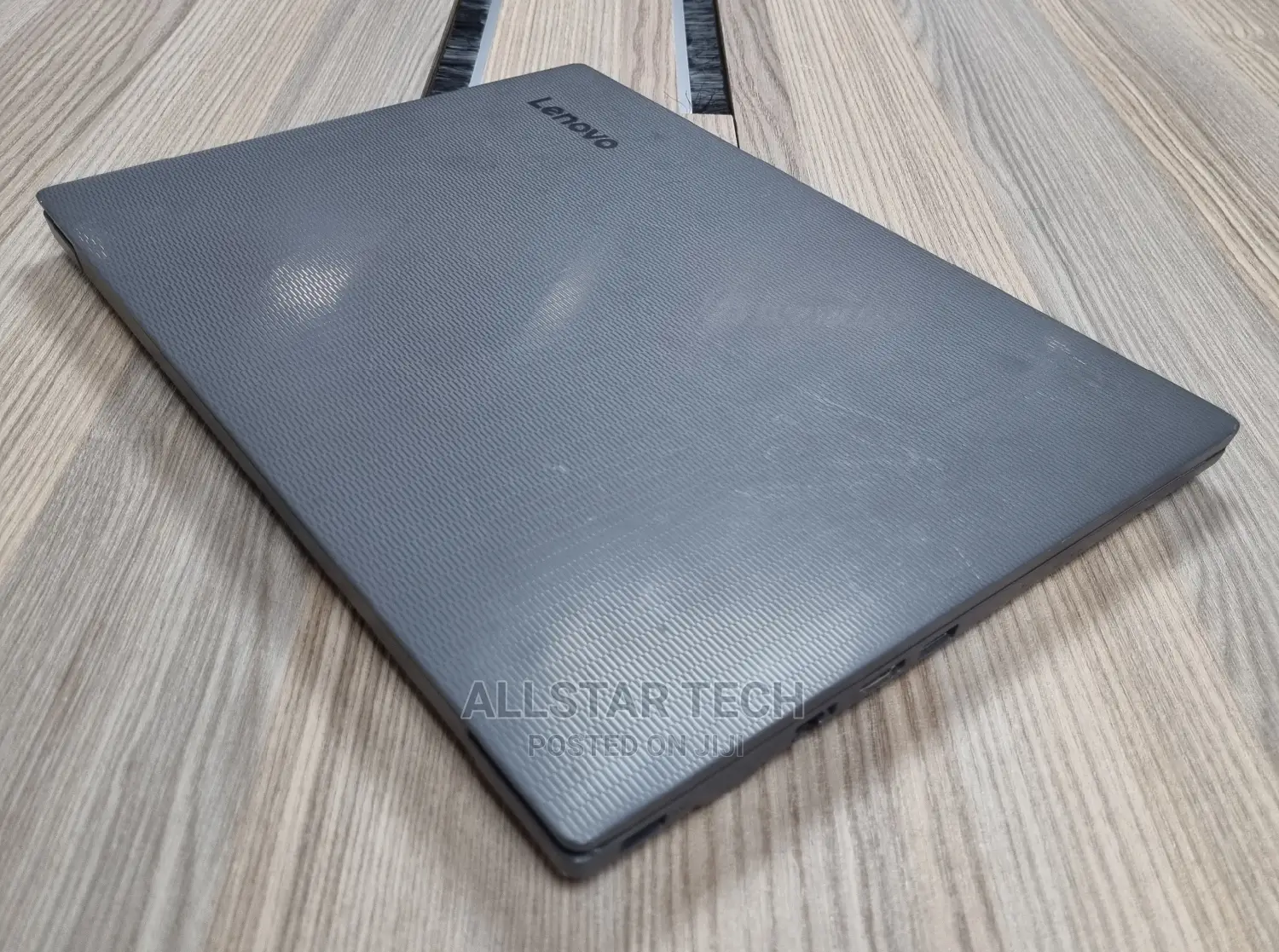 Laptop Lenovo V130 4GB Intel Core I3 HDD 500GB