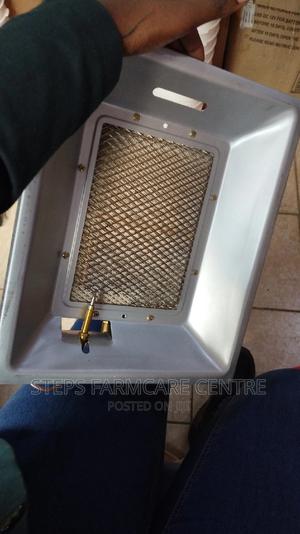 LPG Gas Chicks Warmer - thumbnail 2